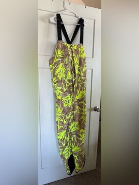 Neon Leaf Print Men’s Bib Cover-Up — Brown & Neon Yellow